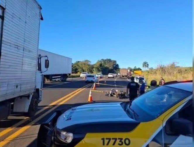 Um grave acidente resultou na morte de um motociclista de 63 anos na tarde desta terça-feira (14), na PR-444, em Arapongas.
